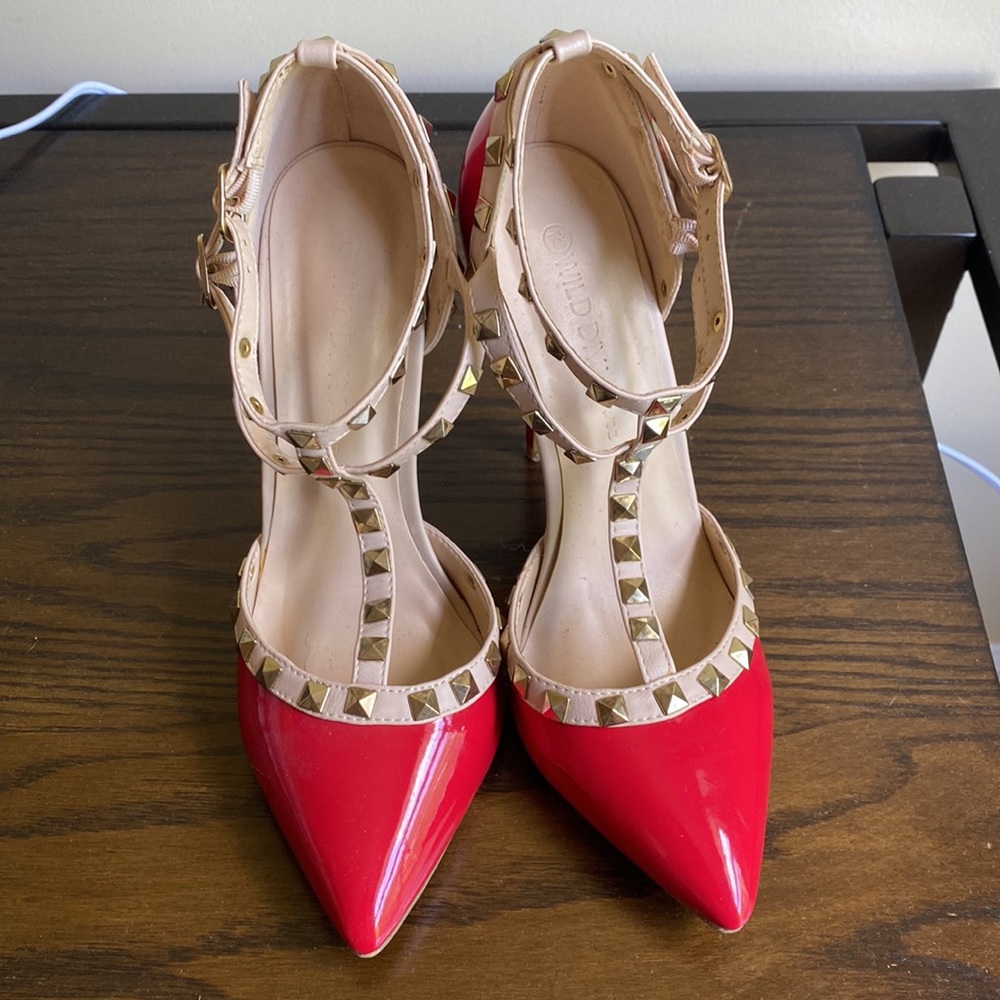 Red studded heels 👠
